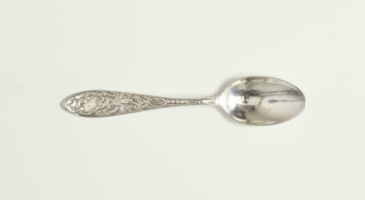 Small French pattern Spoon - Spoon, Eating