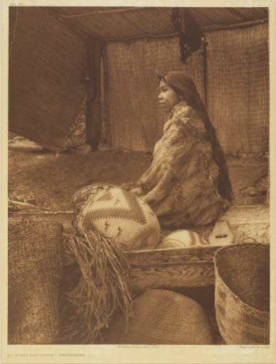 A Chief's Daughter-Skokomish (plate 300; portfolio 9) - Photogravure
