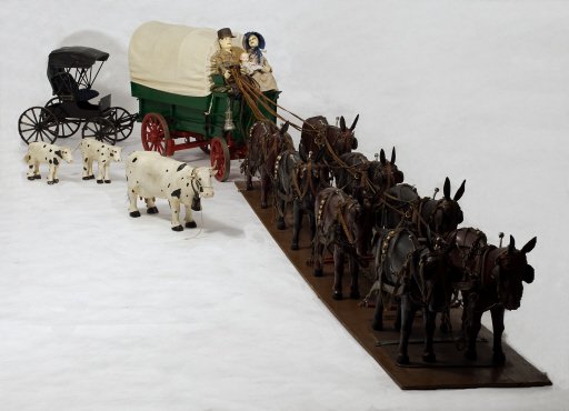 Covered Wagon Set Model - Model