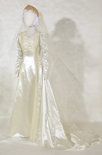 Sumi Okamoto's Wedding Dress - Dress, Wedding