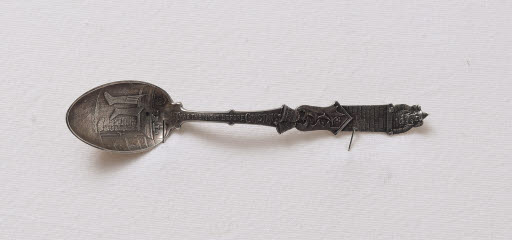 Helen Campbell's Night Before Christmas Spoon