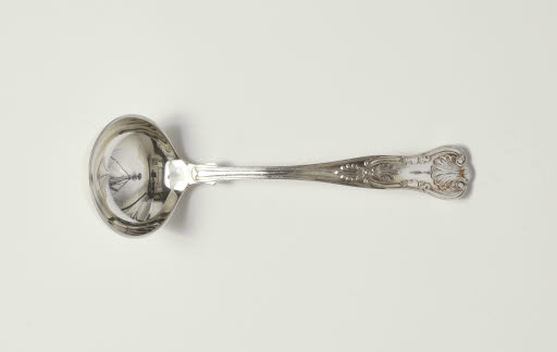 Shell Relief Sauce Ladle