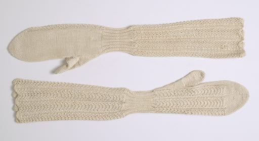 Woman's Off-White Perle Cotton Mittens