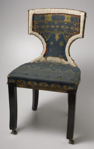 Campbell House Den Chair